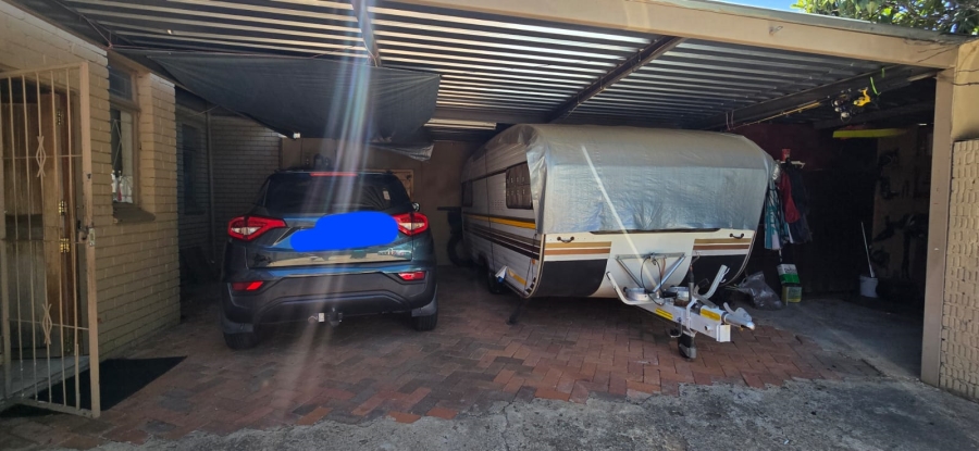4 Bedroom Property for Sale in Universitas Free State